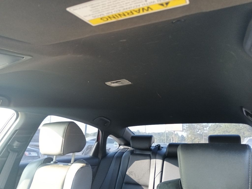 2019 Honda Accord Image 9