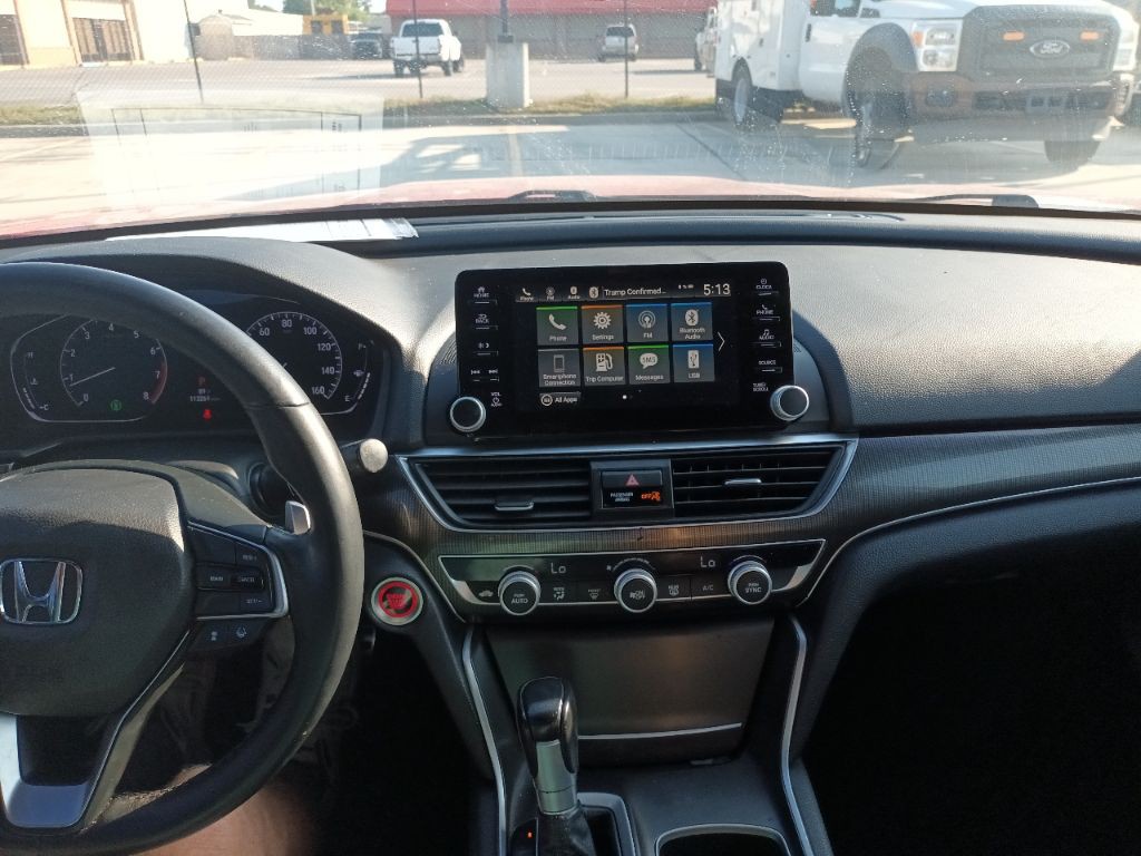 2019 Honda Accord Image 10