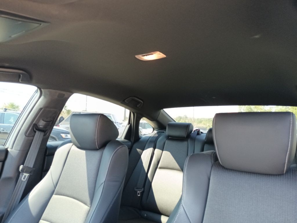 2018 Honda Accord Image 9