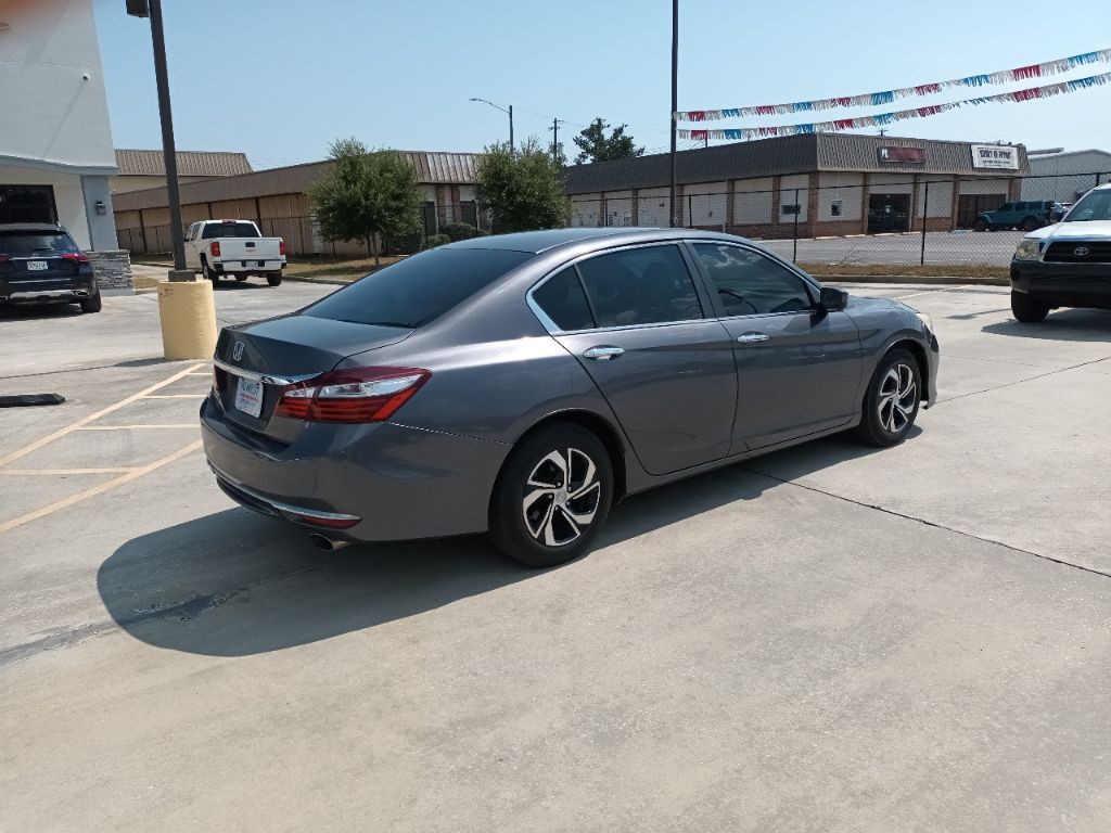 2016 Honda Accord Image 2