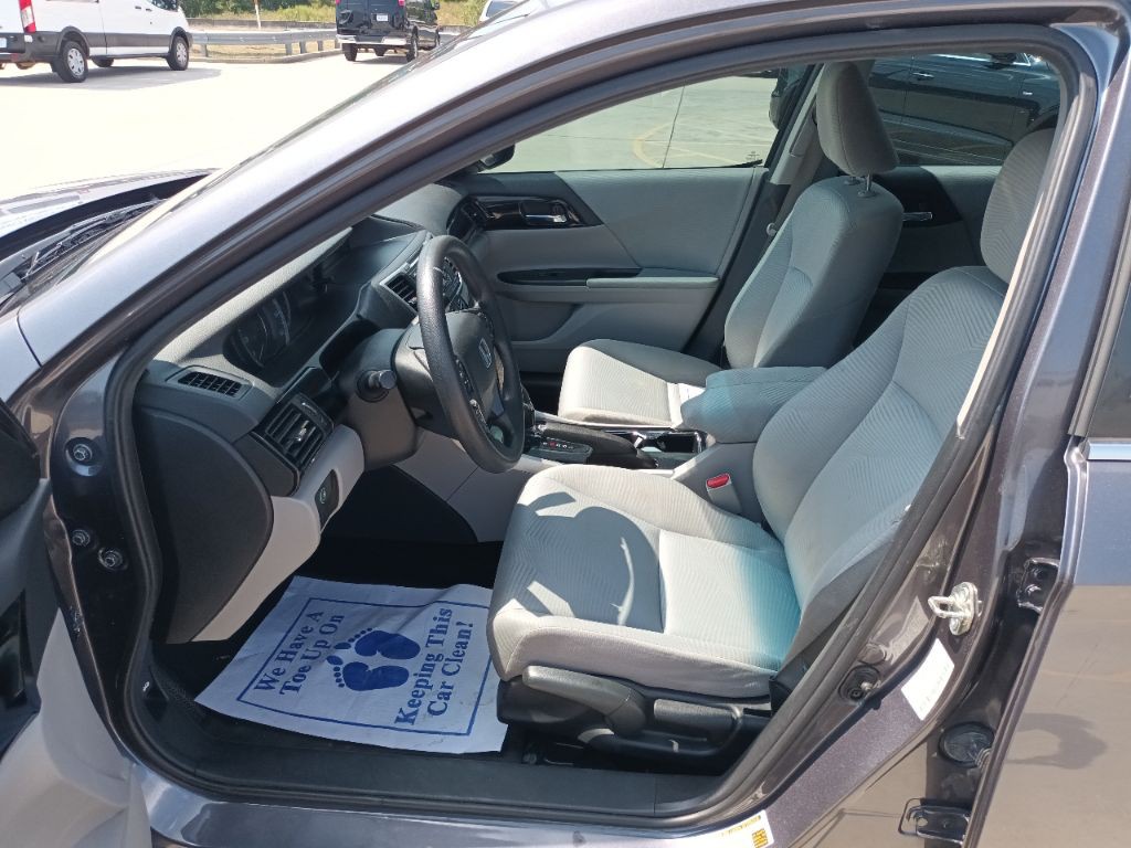 2016 Honda Accord Image 7