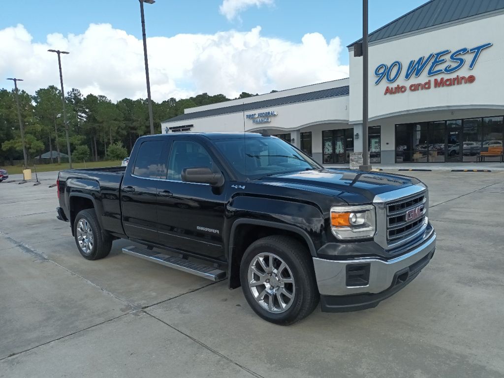 2015 GMC Sierra Image 2
