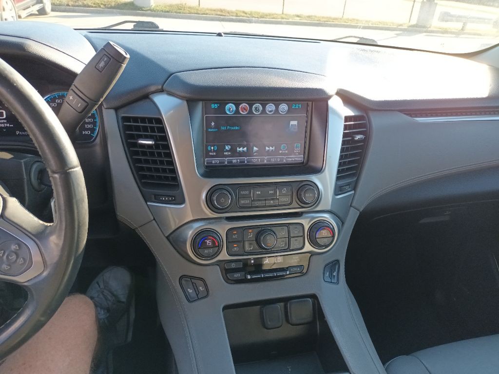 2017 Chevrolet Tahoe Image 11