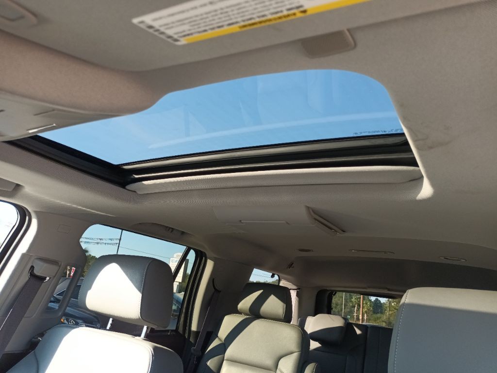 2017 Chevrolet Tahoe Image 12