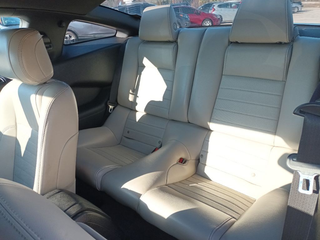 2014 Ford Mustang Image 8