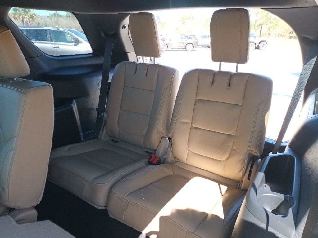 2017 Ford Explorer Image 11