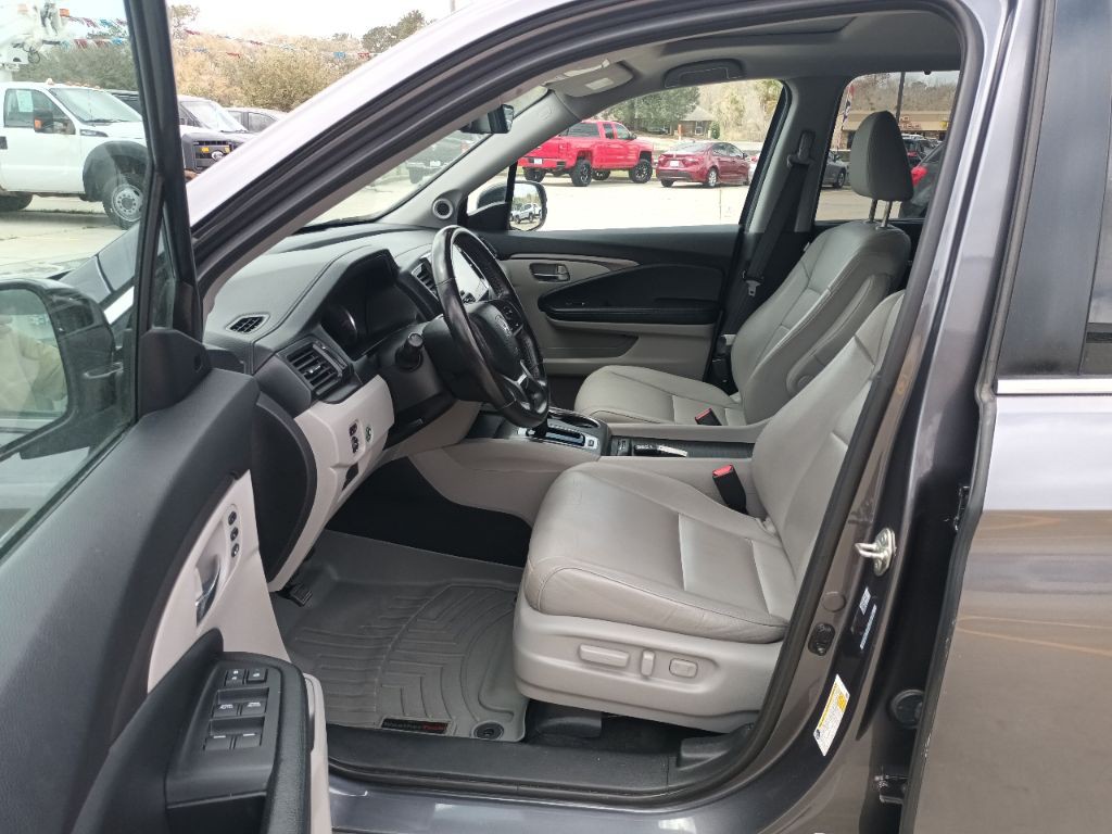 2019 Honda Pilot Image 8