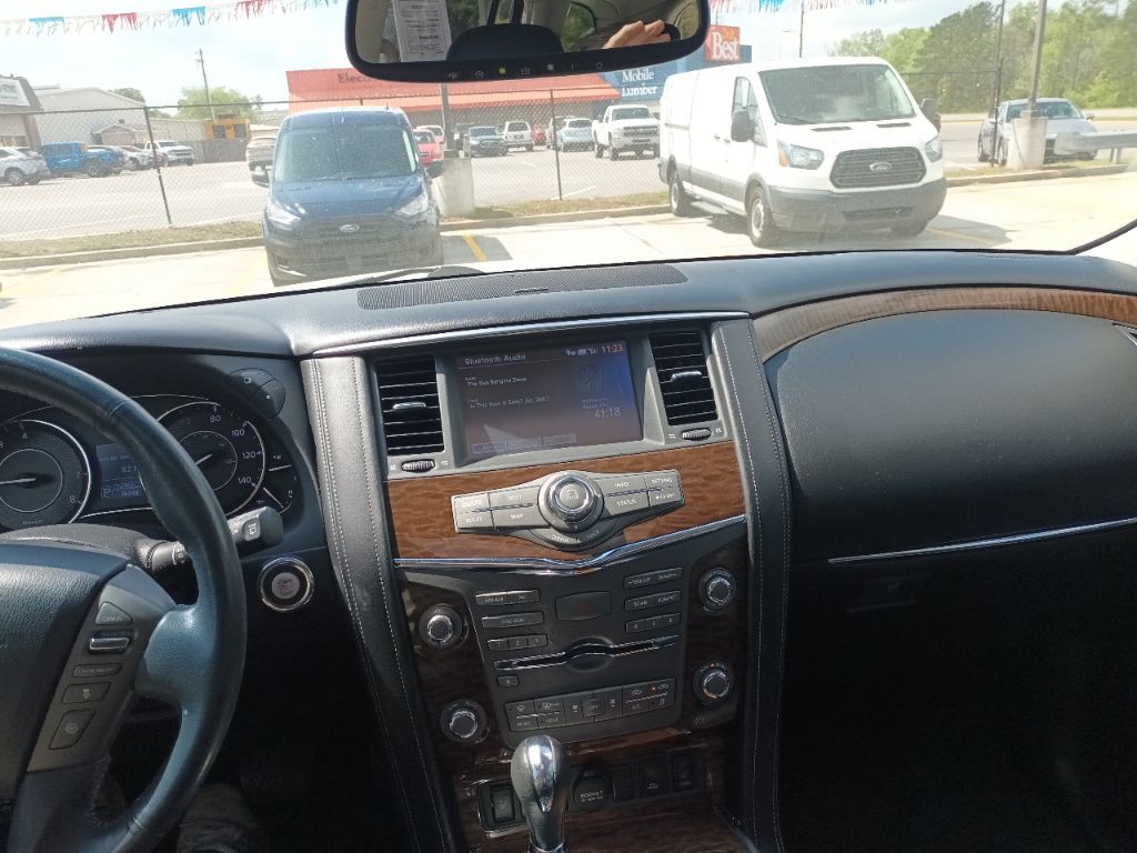 2017 Nissan Armada Image 12
