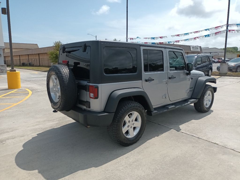 2015 Jeep Wrangler Unlimited Image 2