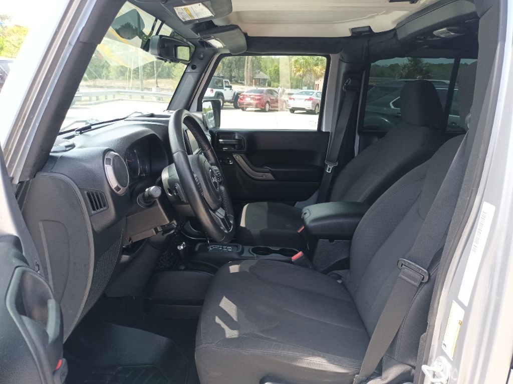 2015 Jeep Wrangler Unlimited Image 8