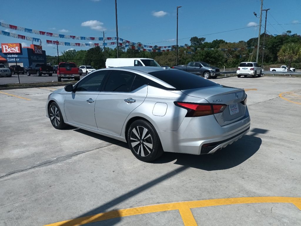2019 Nissan Altima Image 3