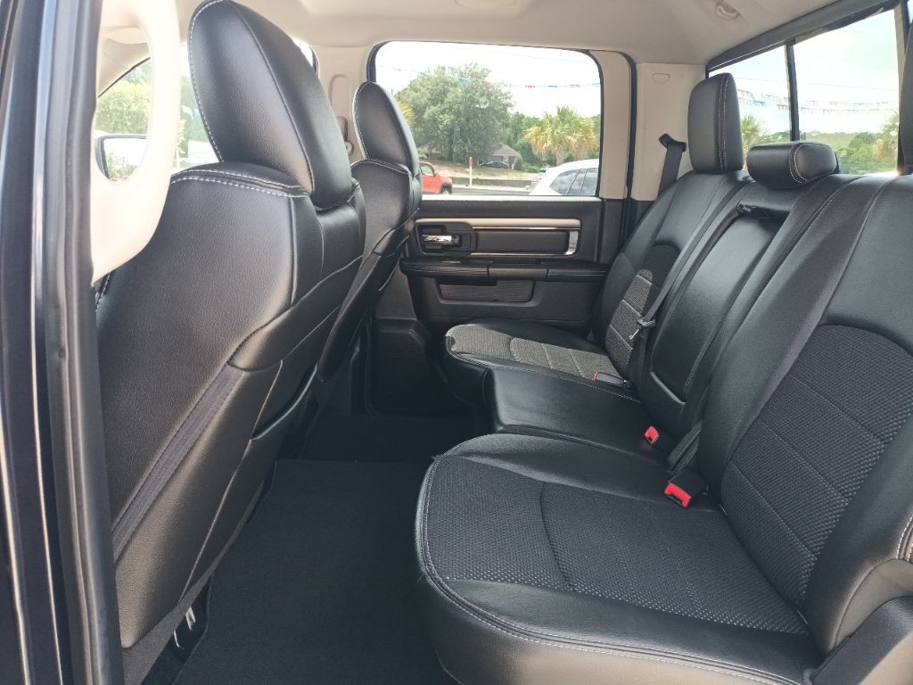 2014 RAM 1500 Image 10