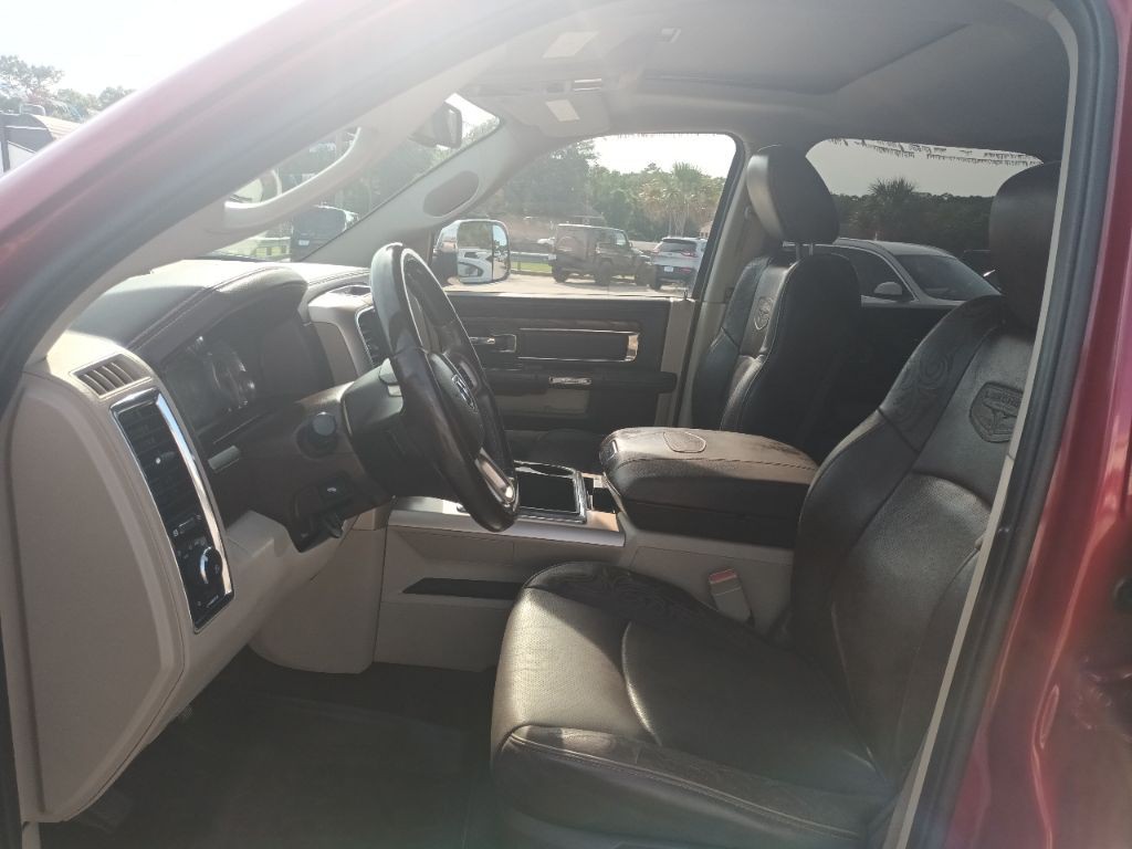 2015 RAM 1500 Image 9