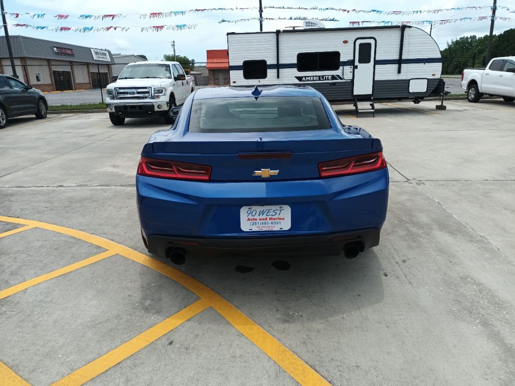2017 Chevrolet Camaro Image 7