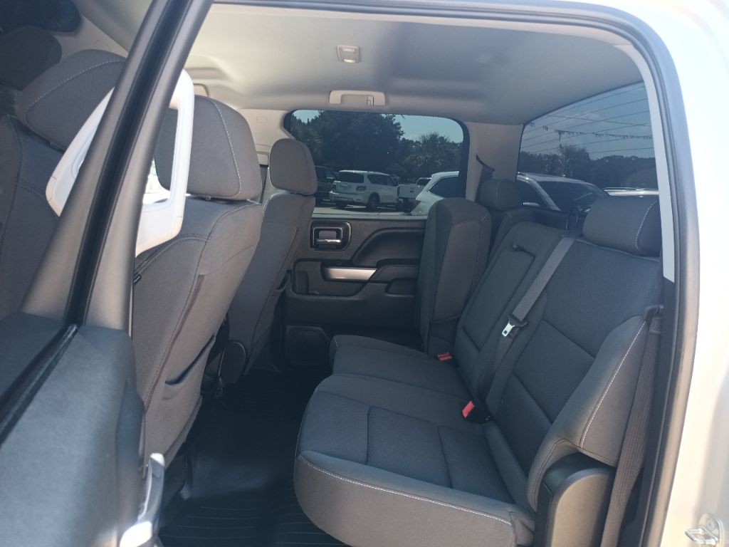 2018 Chevrolet Silverado 1500 Image 9