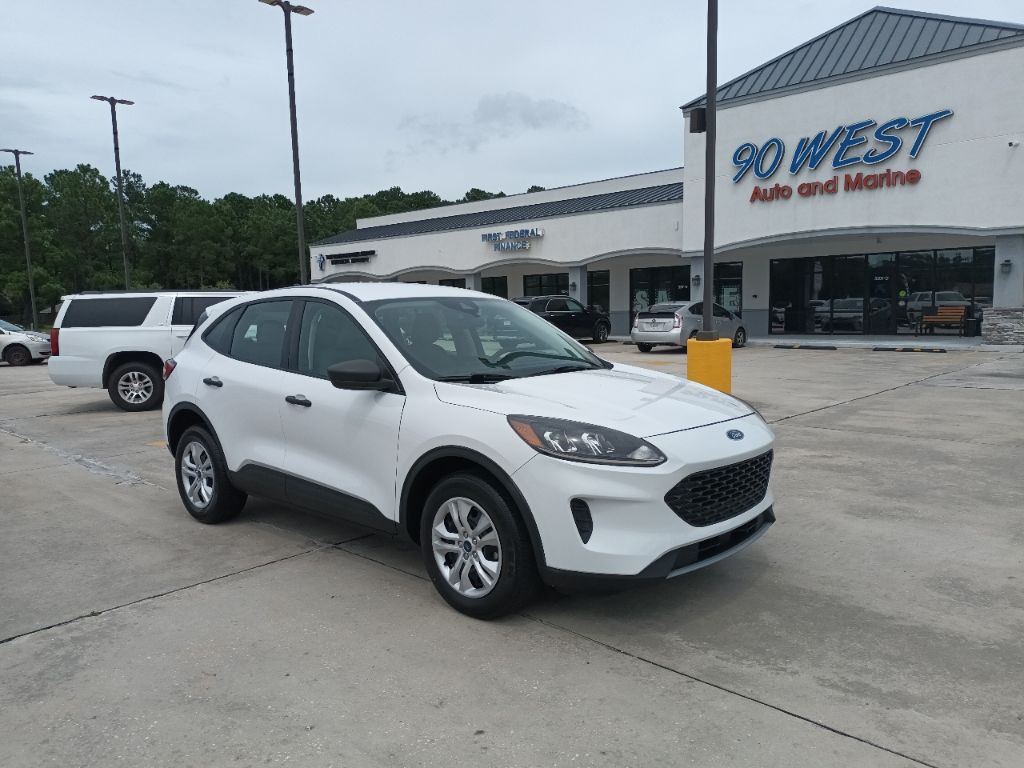 2022 Ford Escape Image 3