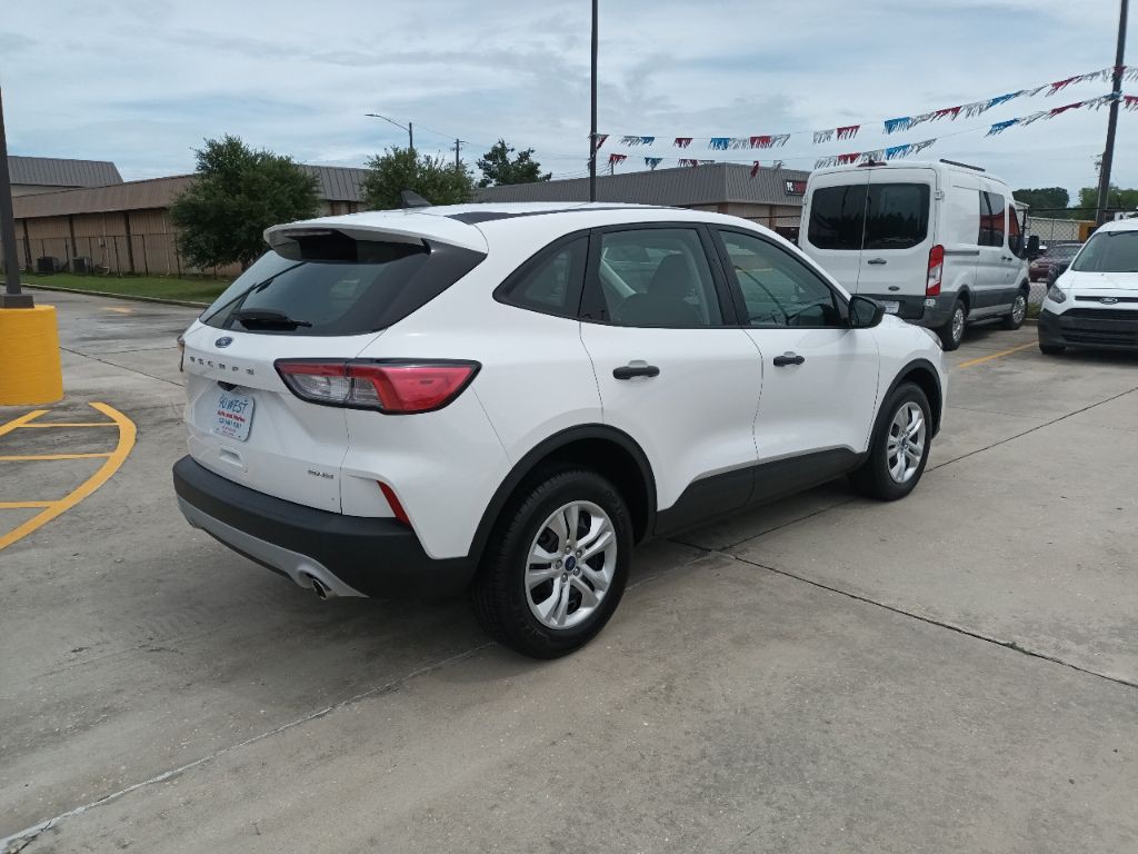 2022 Ford Escape Image 4