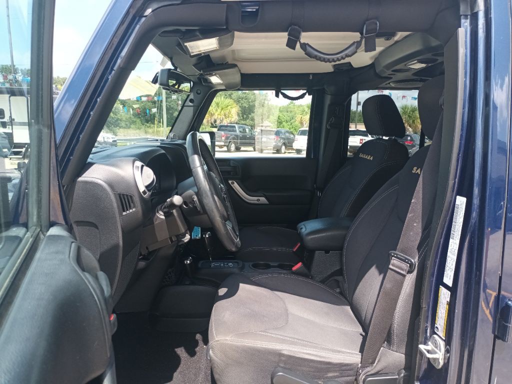 2013 Jeep Wrangler Unlimited Image 10