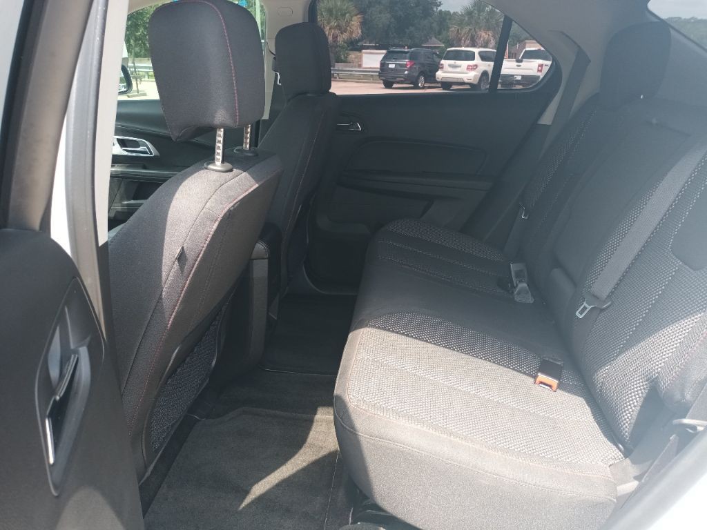 2017 Chevrolet Equinox Image 8