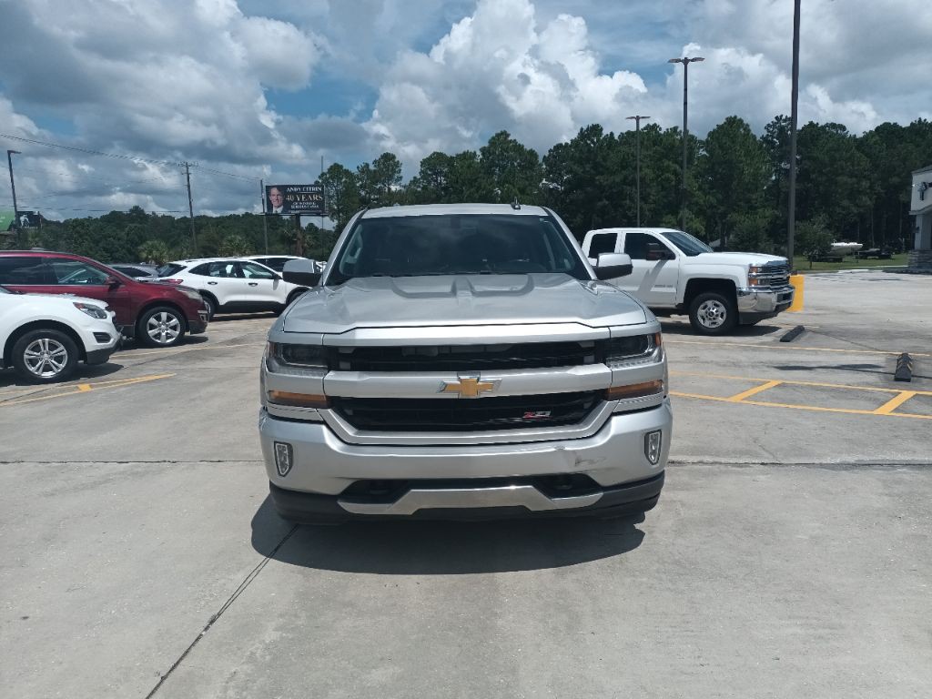 2017 Chevrolet Silverado 1500 Image 3