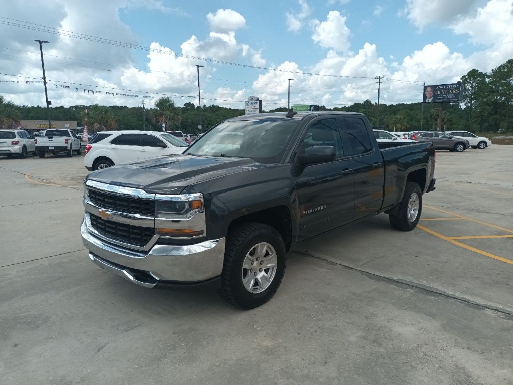 2018 Chevrolet Silverado 1500 Image 2