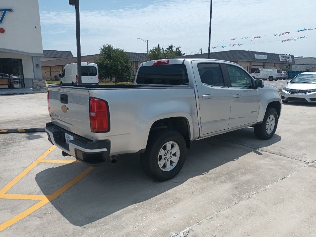 2017 Chevrolet Colorado Image 2
