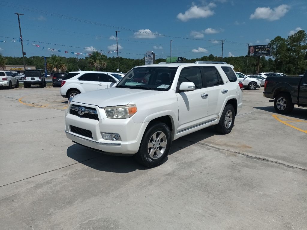 2011 Toyota 4Runner Image 2