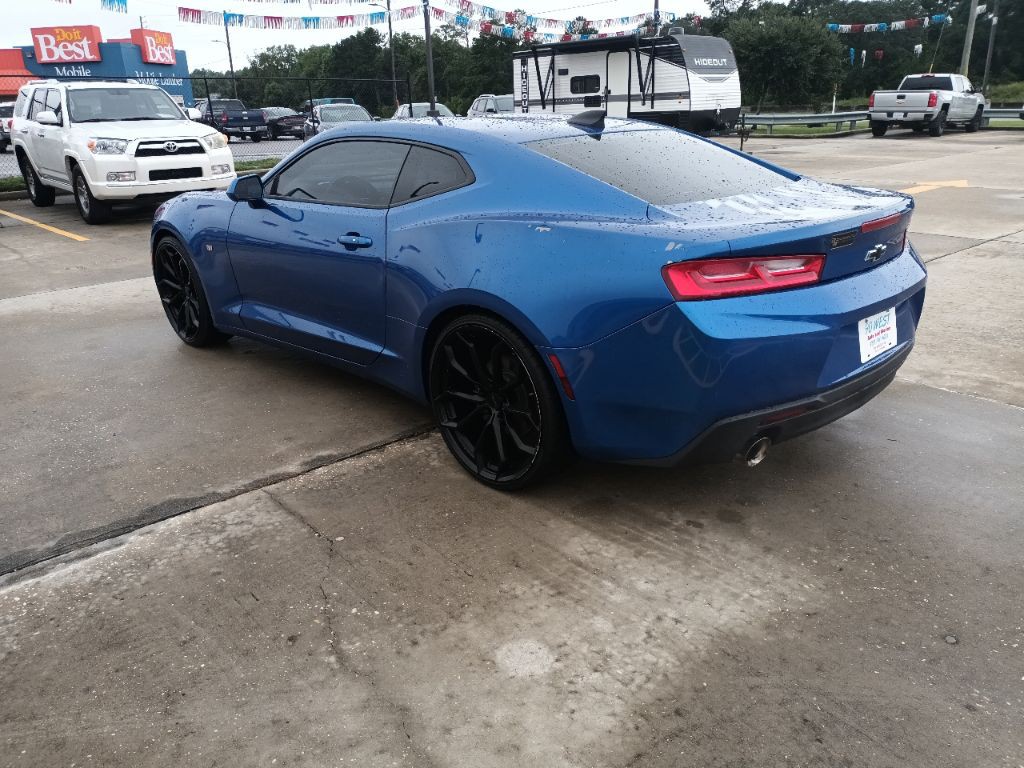 2018 Chevrolet Camaro Image 3