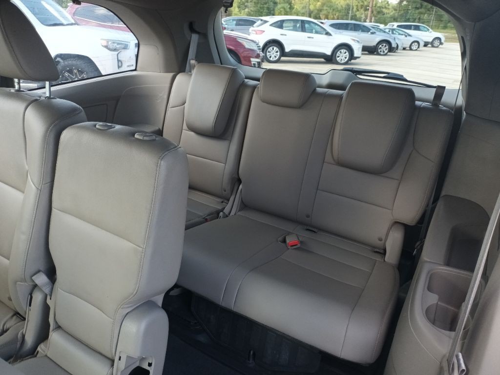 2016 Honda Odyssey Image 9