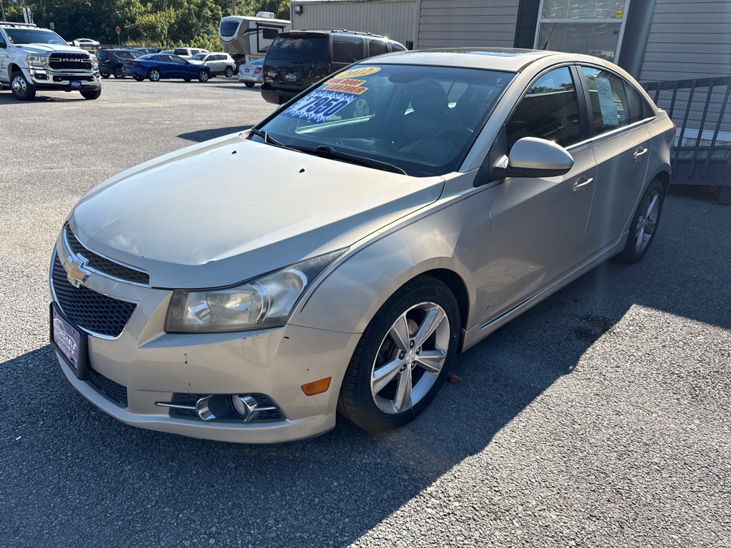 2012 Chevrolet Cruze Image 3