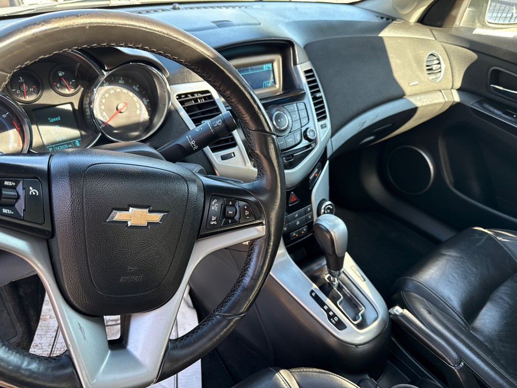 2012 Chevrolet Cruze Image 6