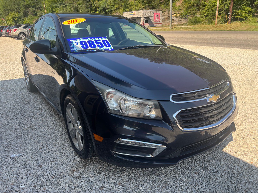 2015 Chevrolet Cruze Image 1