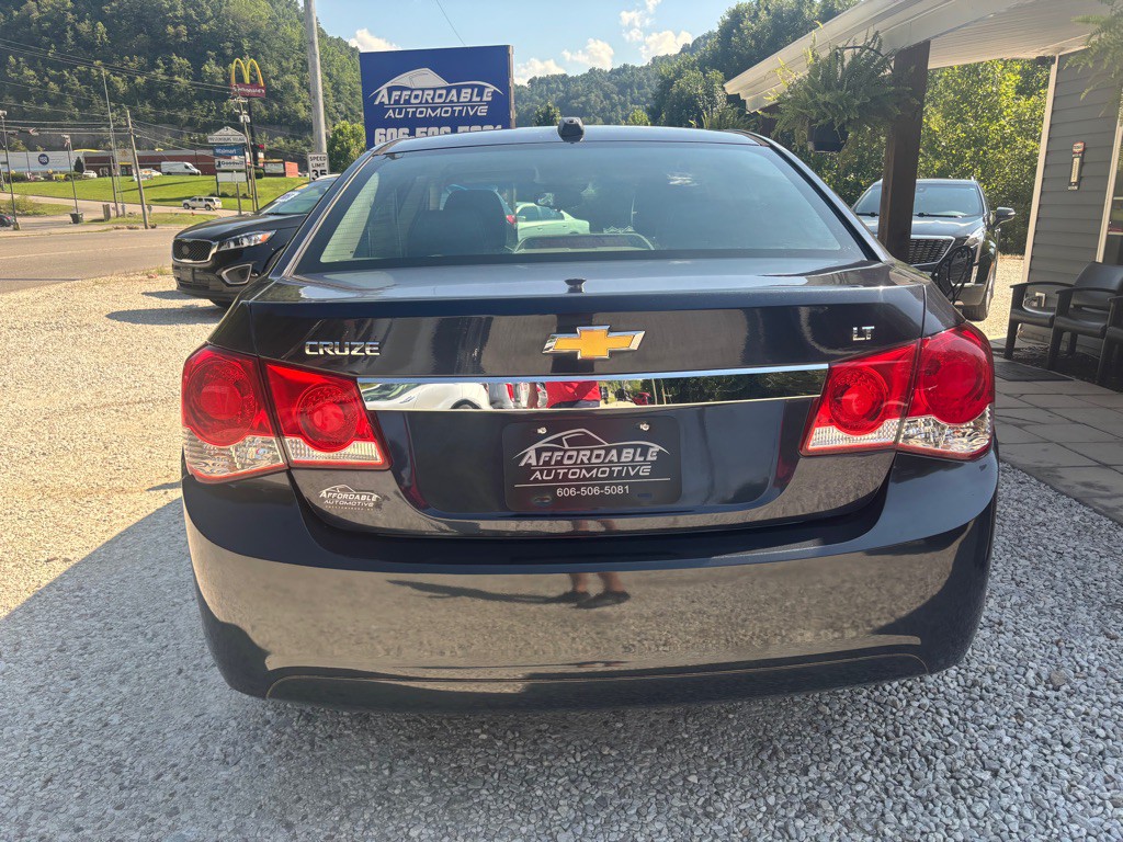 2015 Chevrolet Cruze Image 4