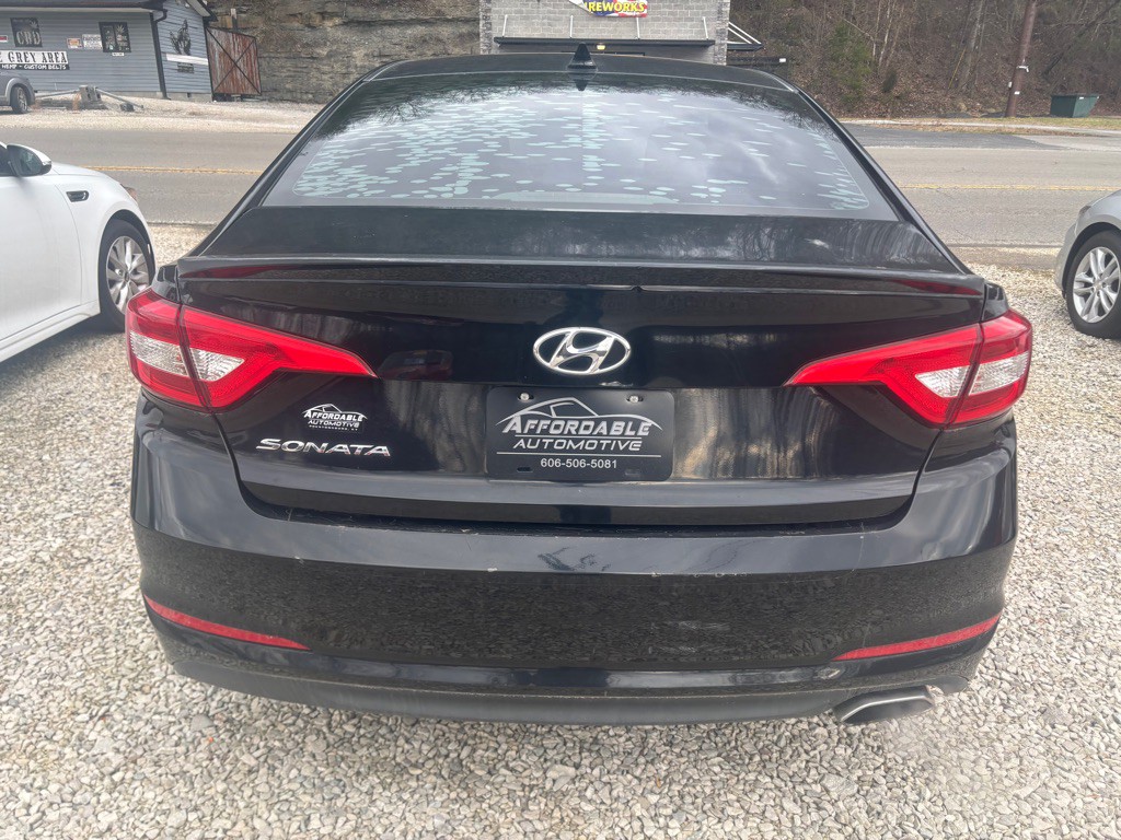2015 Hyundai Sonata Image 3