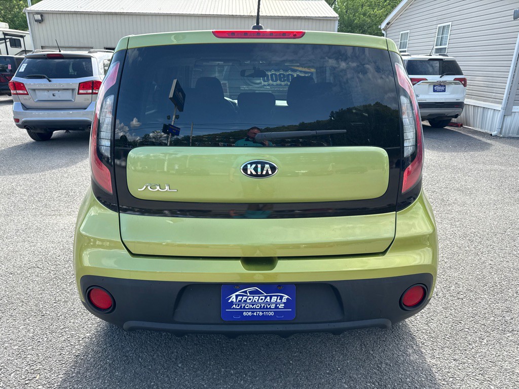 2017 Kia Soul Image 6