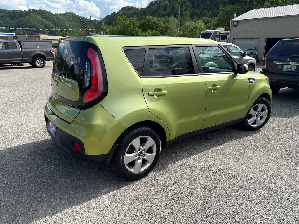 2017 Kia Soul Image 8