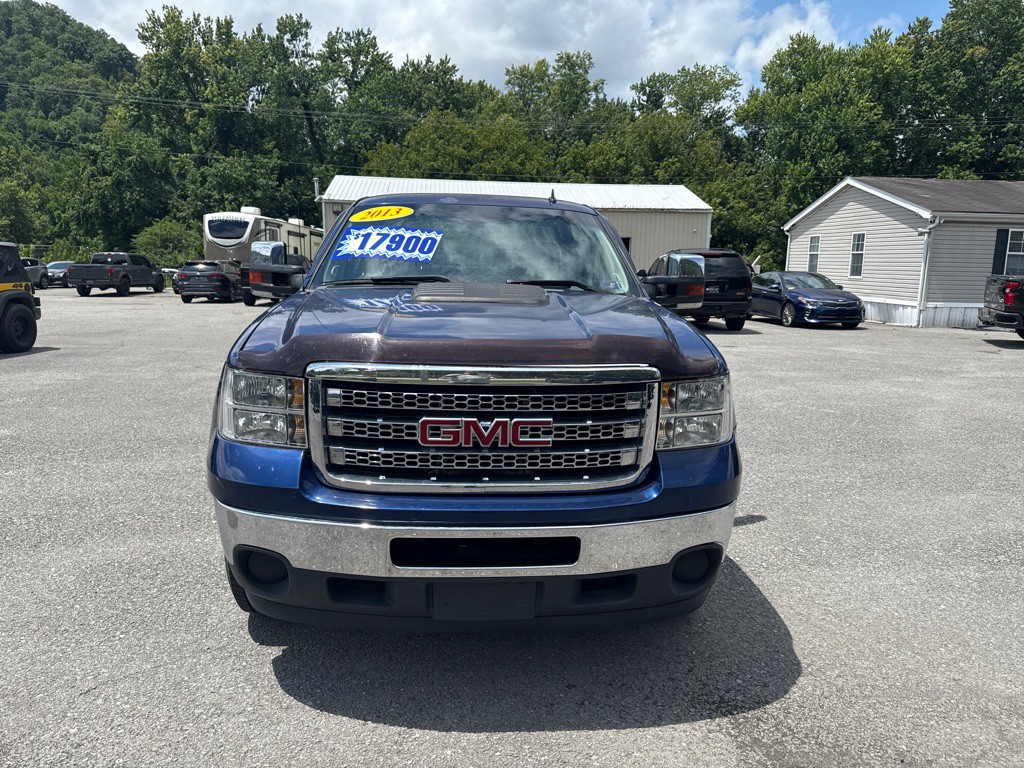 2013 GMC Sierra Image 2