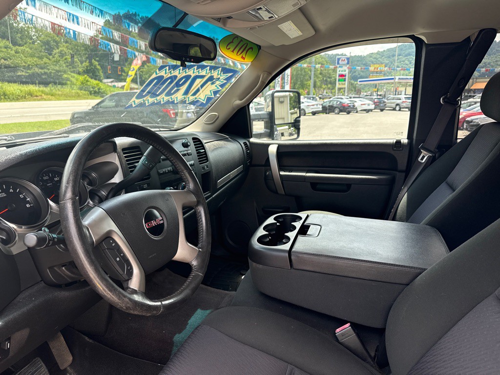2013 GMC Sierra Image 17