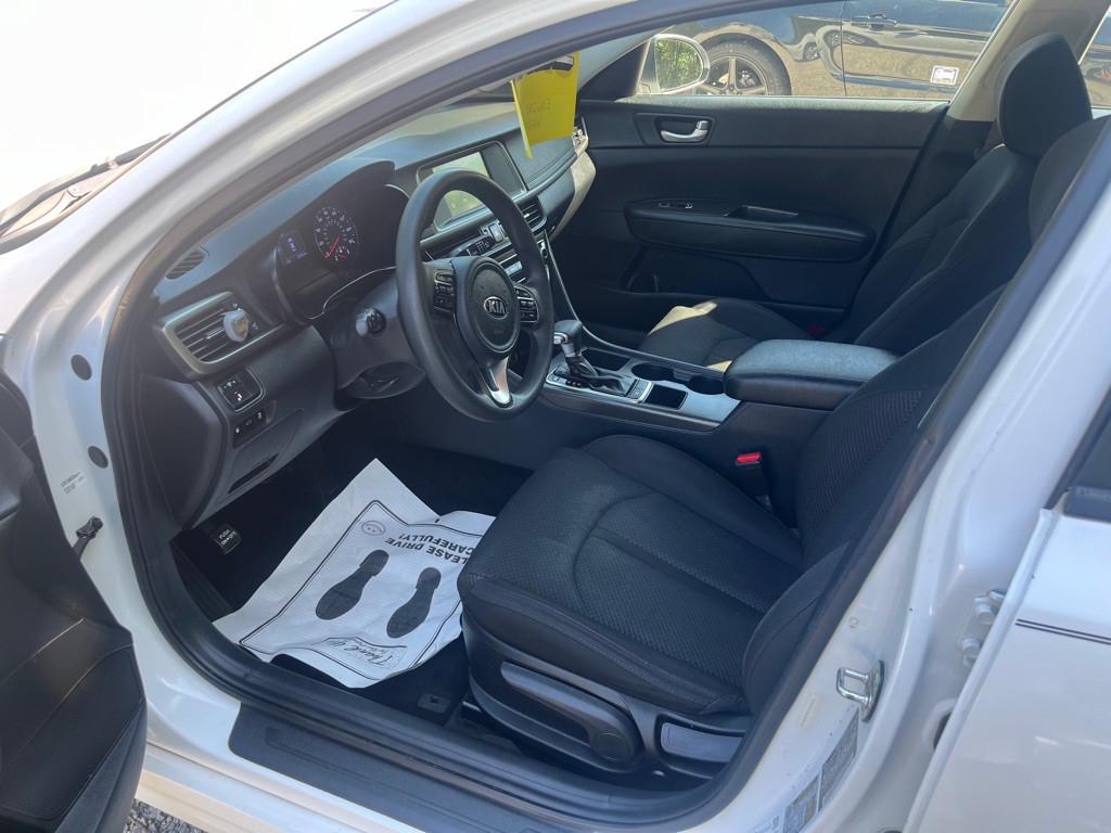 2018 Kia Optima Image 7