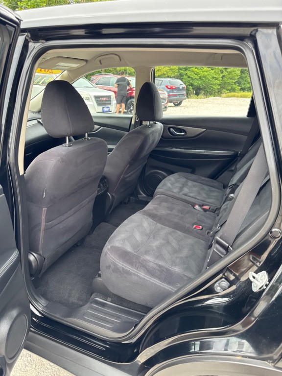 2016 Nissan Rogue Image 13