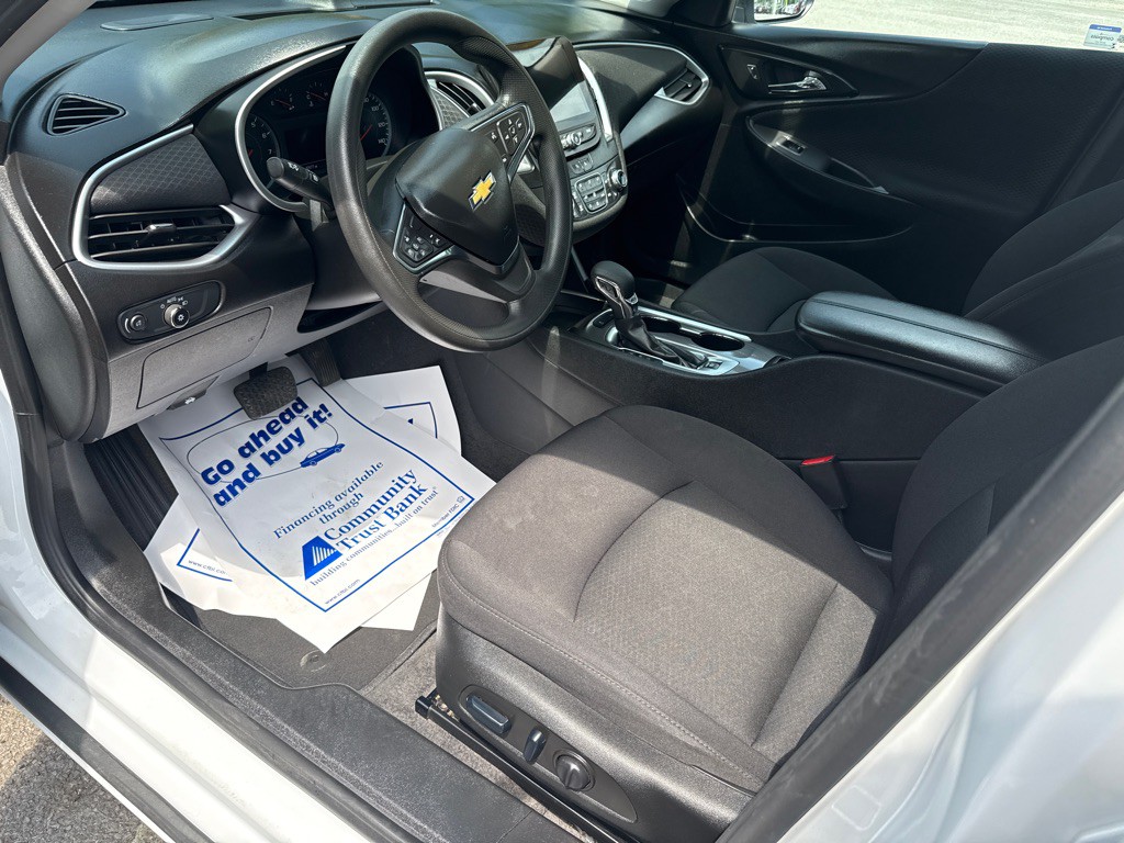 2024 Chevrolet Malibu Image 5