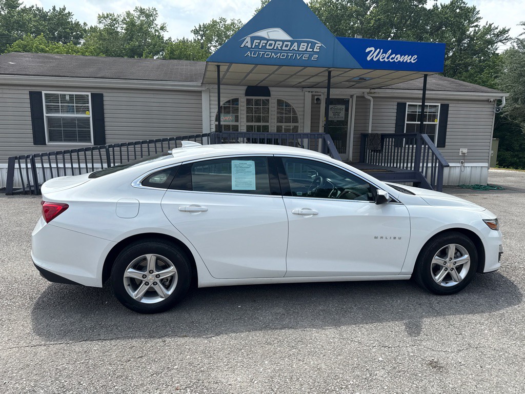 2024 Chevrolet Malibu Image 12