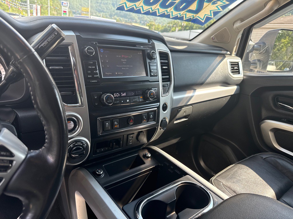 2018 Nissan Titan Image 5