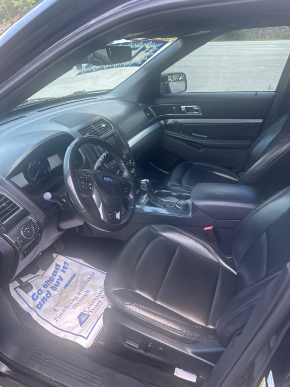 2019 Ford Explorer Image 3