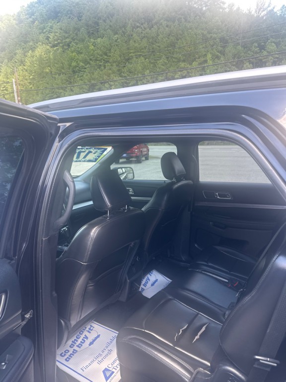 2019 Ford Explorer Image 4