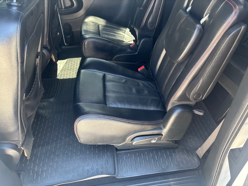 2017 Dodge Grand Caravan Image 10