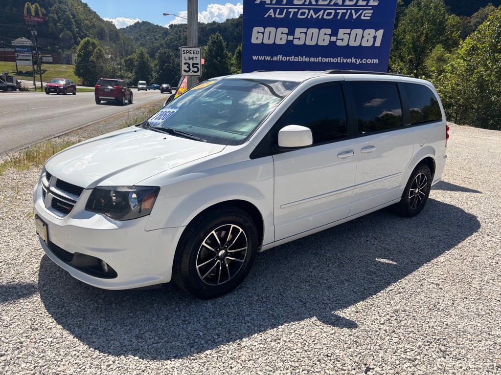 2017 Dodge Grand Caravan Image 3