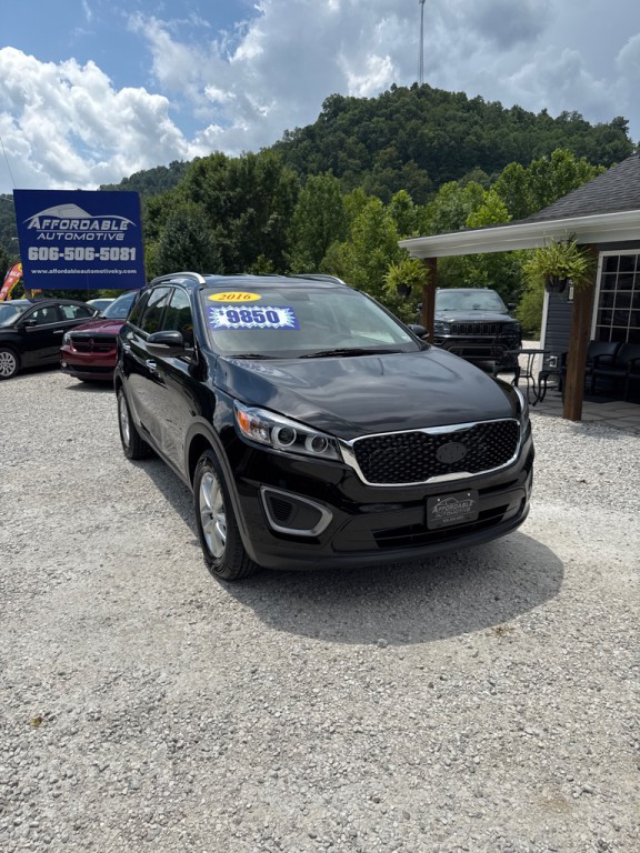 2016 Kia Sorento Image 1