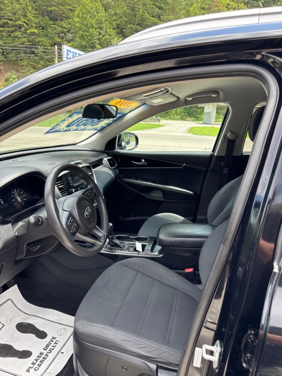 2016 Kia Sorento Image 5