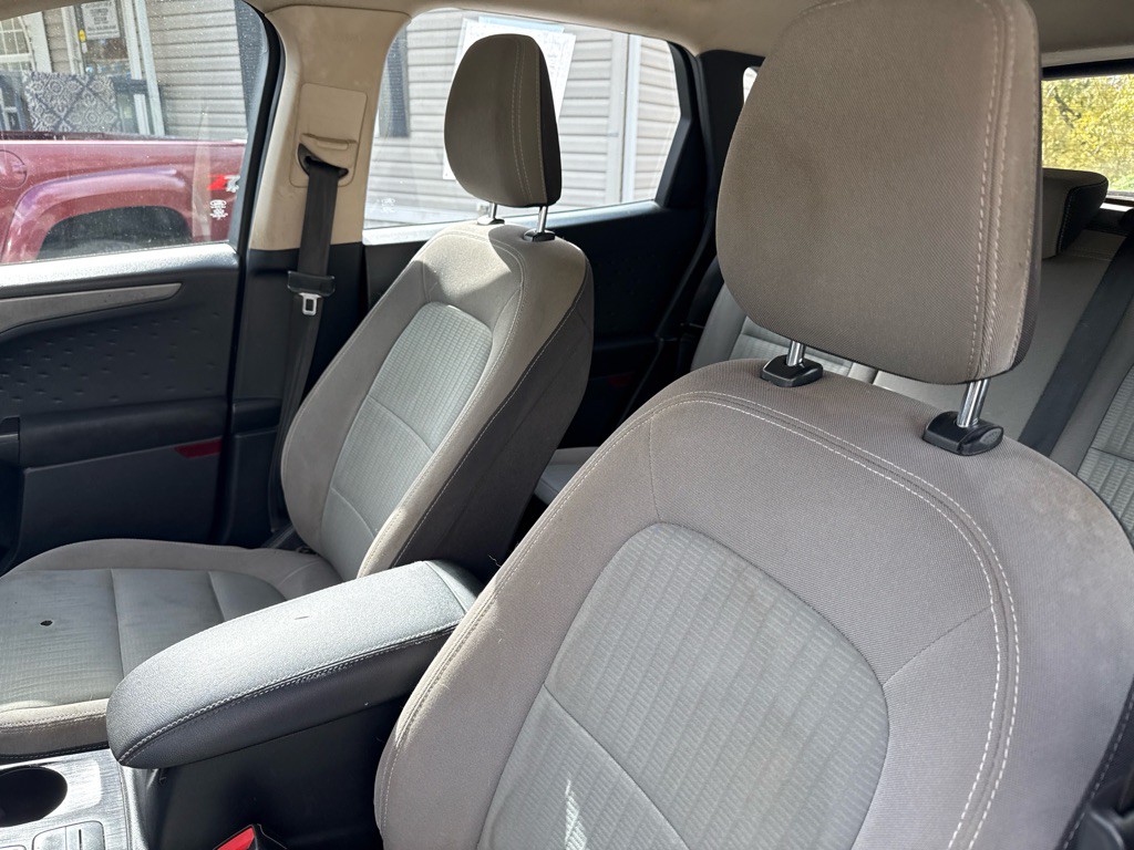 2020 Ford Escape Image 18